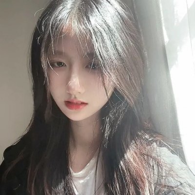 艳女新装